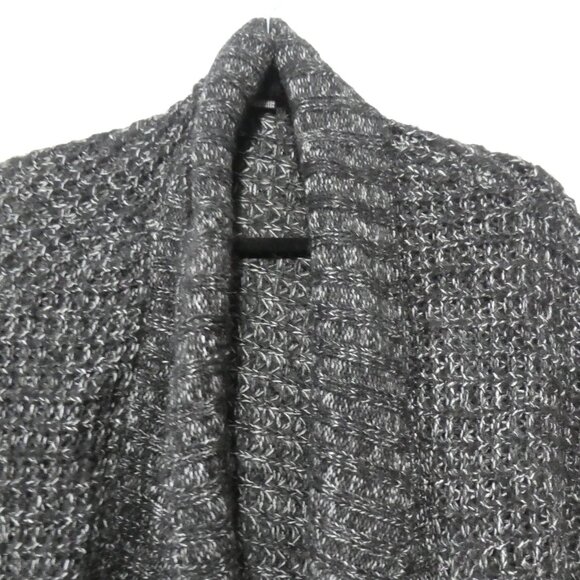 NU - NUMBERO | medium | Chic Black and White Knit Open Front Cardigan - Picture 4 of 13